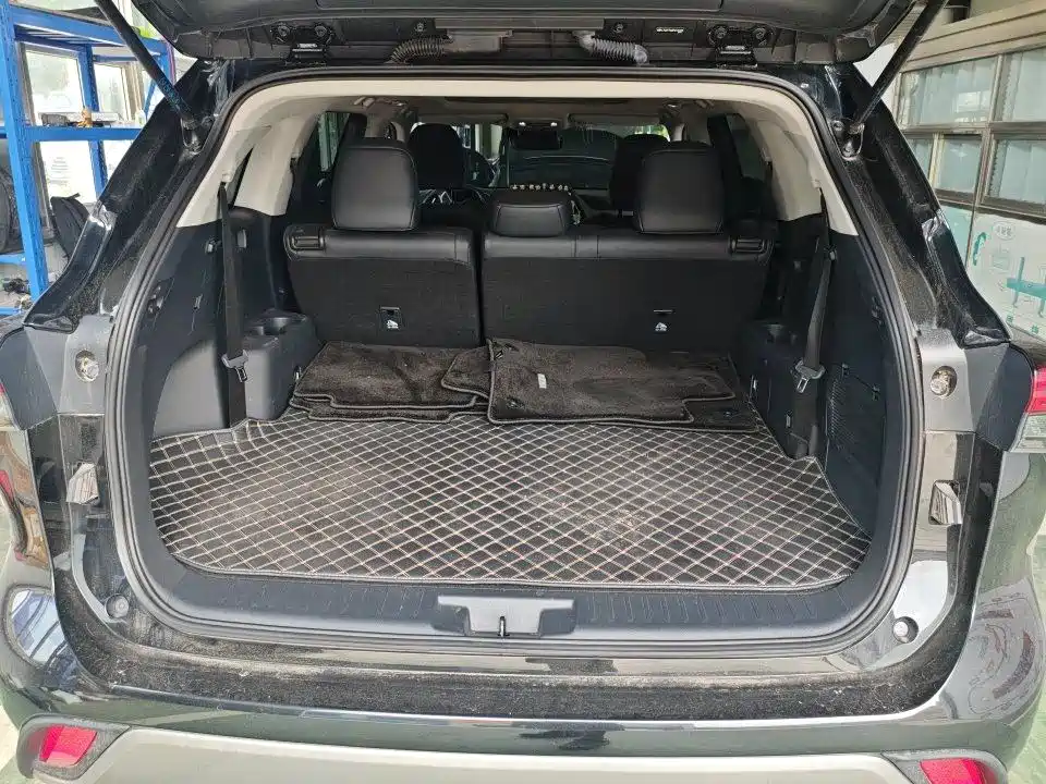 Toyota Highlander 2024 2023 2.5L Smart Hybrid Dual Engine AWD Luxury 7-Seater