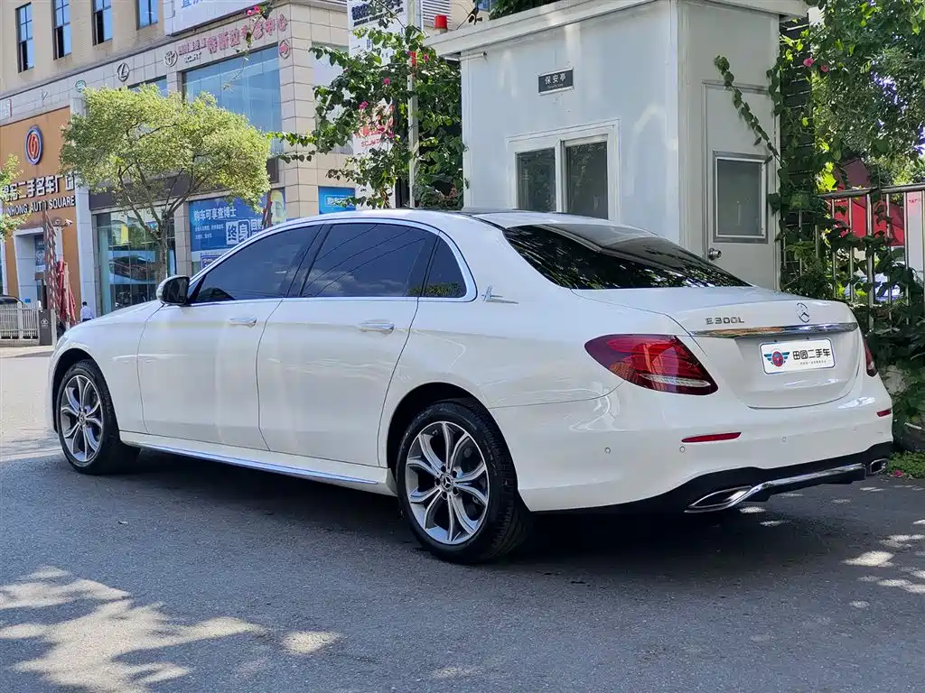 Mercedes-Benz E-Class 2020 Facelift E 300 L Sport Fashion фото 4