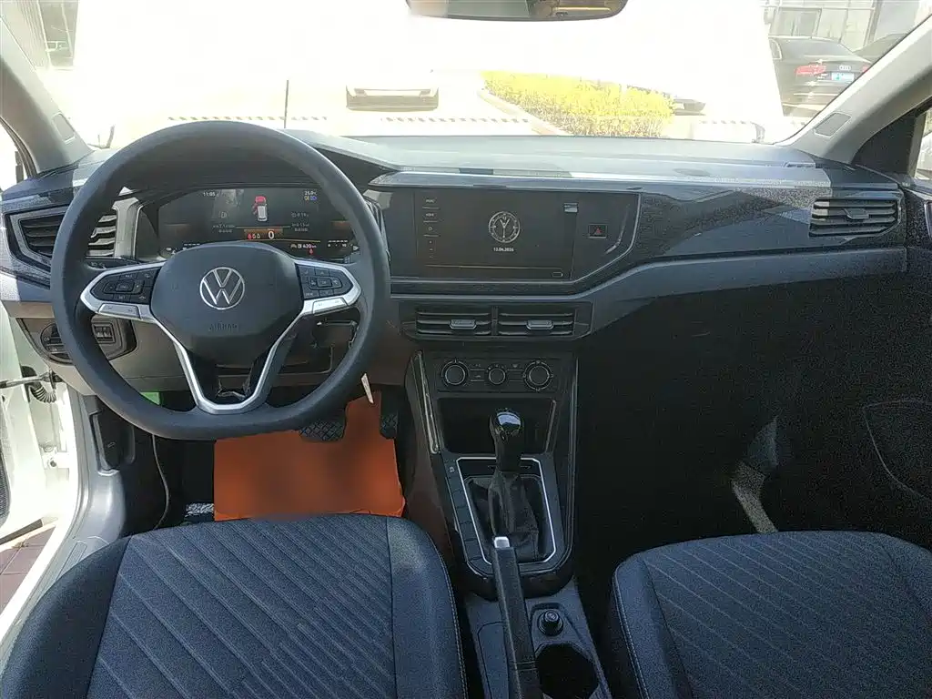 Volkswagen Lavida 2023 New Sharp 1.5L Auto Premium Edition фото 10