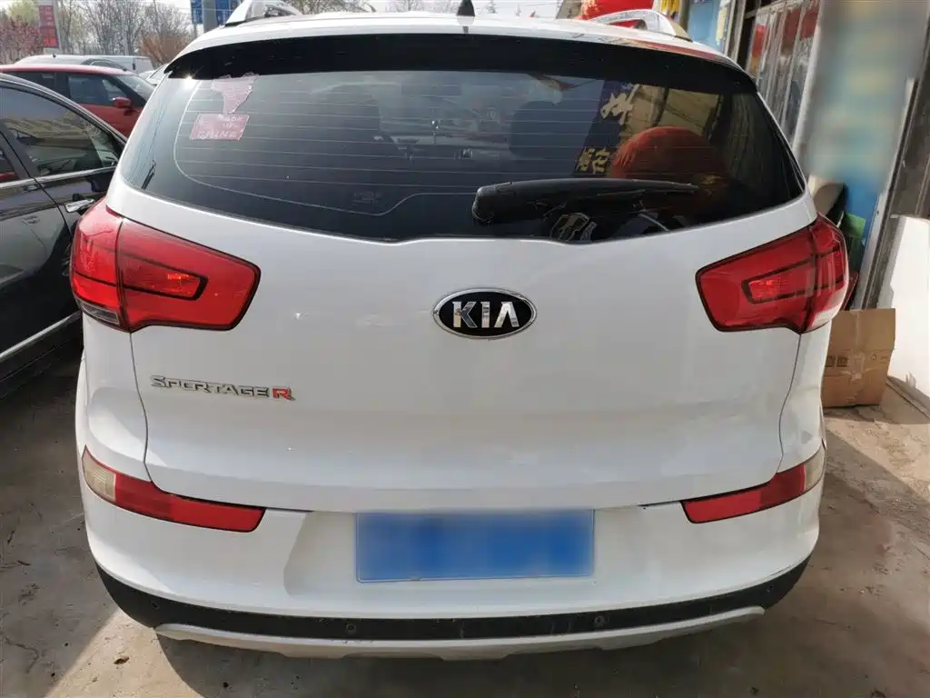 Kia Sportage 2015 2.0L Automatic 2WD GL фото 6
