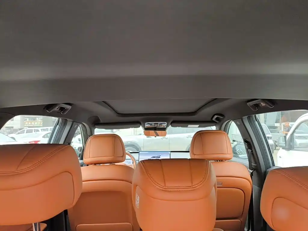 Jetour X70L 2026 2025 2.0T Automatic Flagship 7-Seater