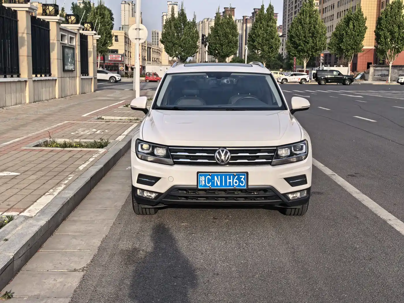 Volkswagen Tiguan L 2019 Facelift 330TSI Auto 2WD Panorama Comfort China VI фото 3