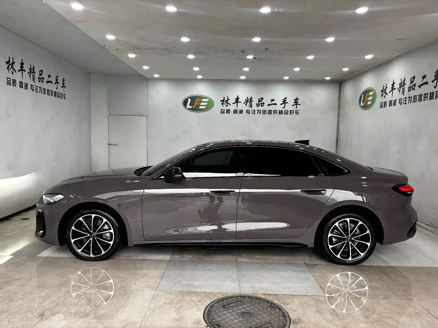 Audi A5L 2025 2.0T Sport Edition Plus фото 4