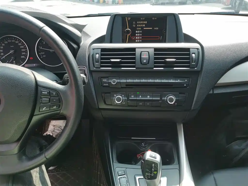 BMW 1 Series (Import) 2013 Facelift 116i Leading Model фото 9