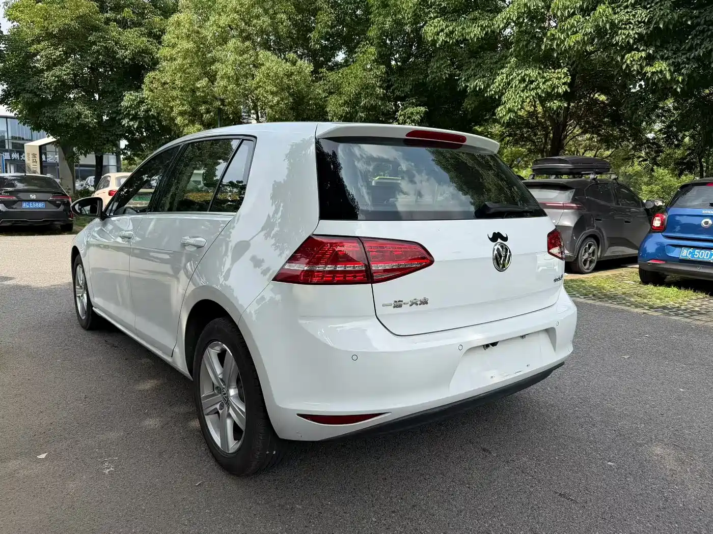 Volkswagen Golf 2015 1.6L Automatic Comfort фото 7
