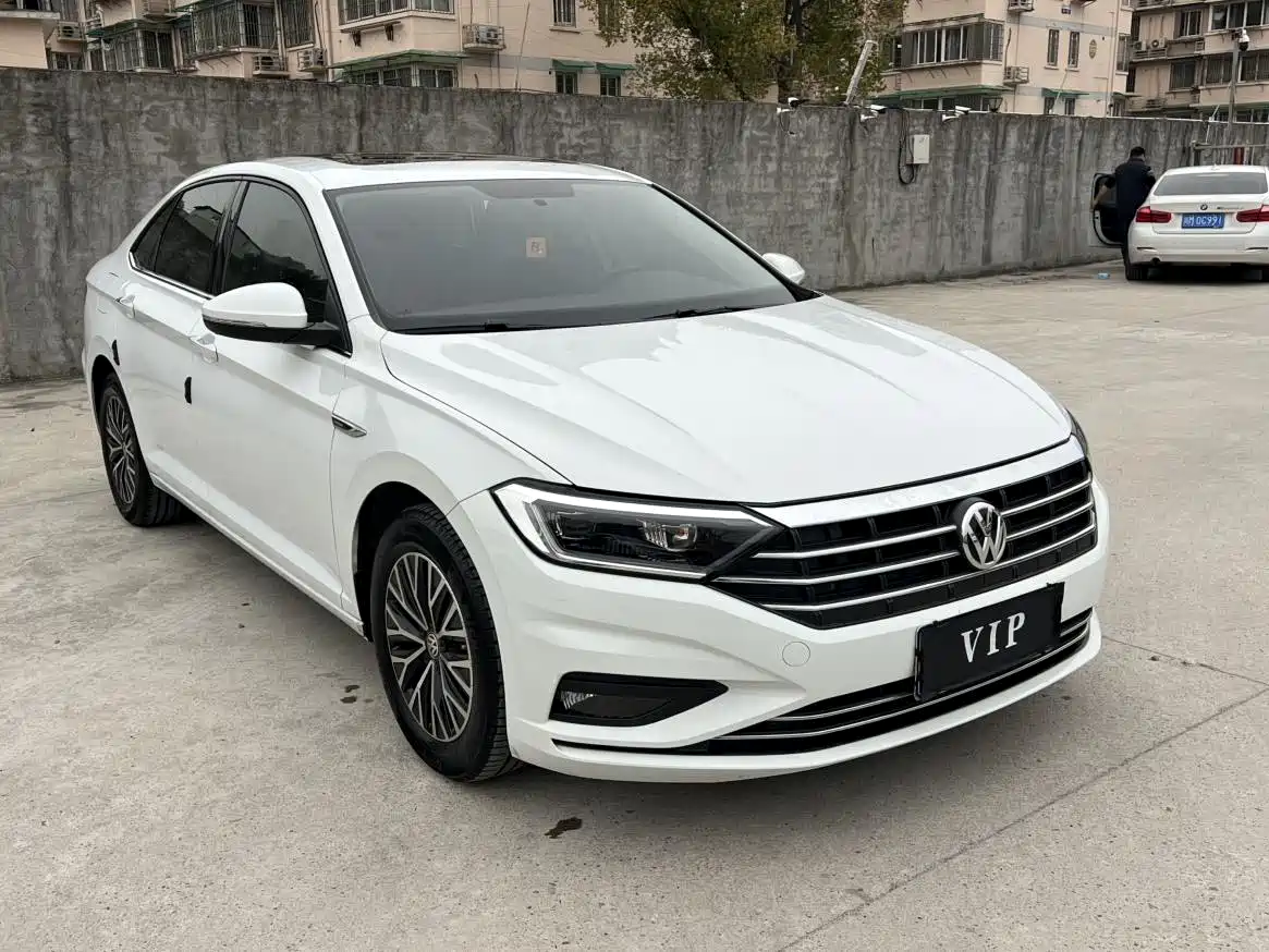Volkswagen Sagitar 2021 200TSI DSG Fashion Smart Connect Edition фото 3