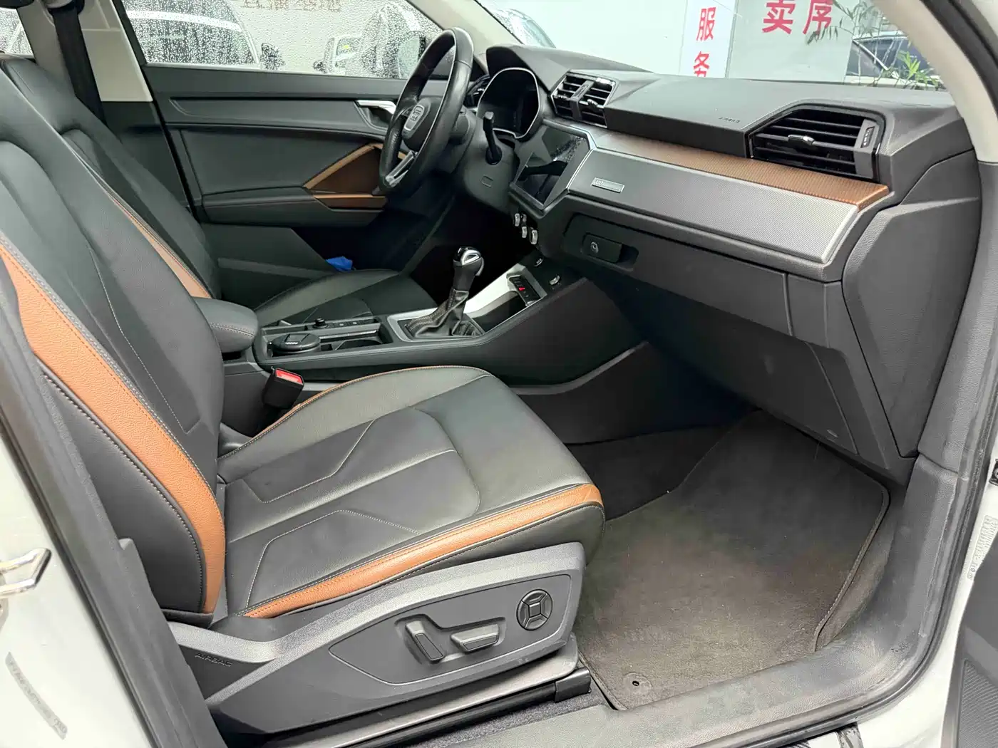 Audi Q3 2022 35 TFSI Fashion Elegance фото 6