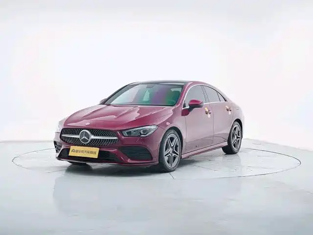 MERCEDES-BENZ CLA