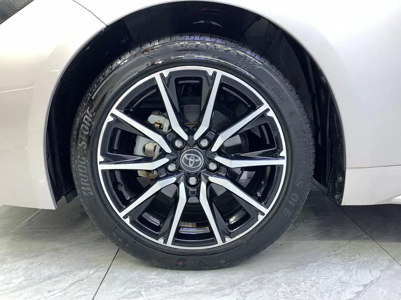 Toyota Levin 2023 Smart Hybrid 1.8L Sport Edition фото 11