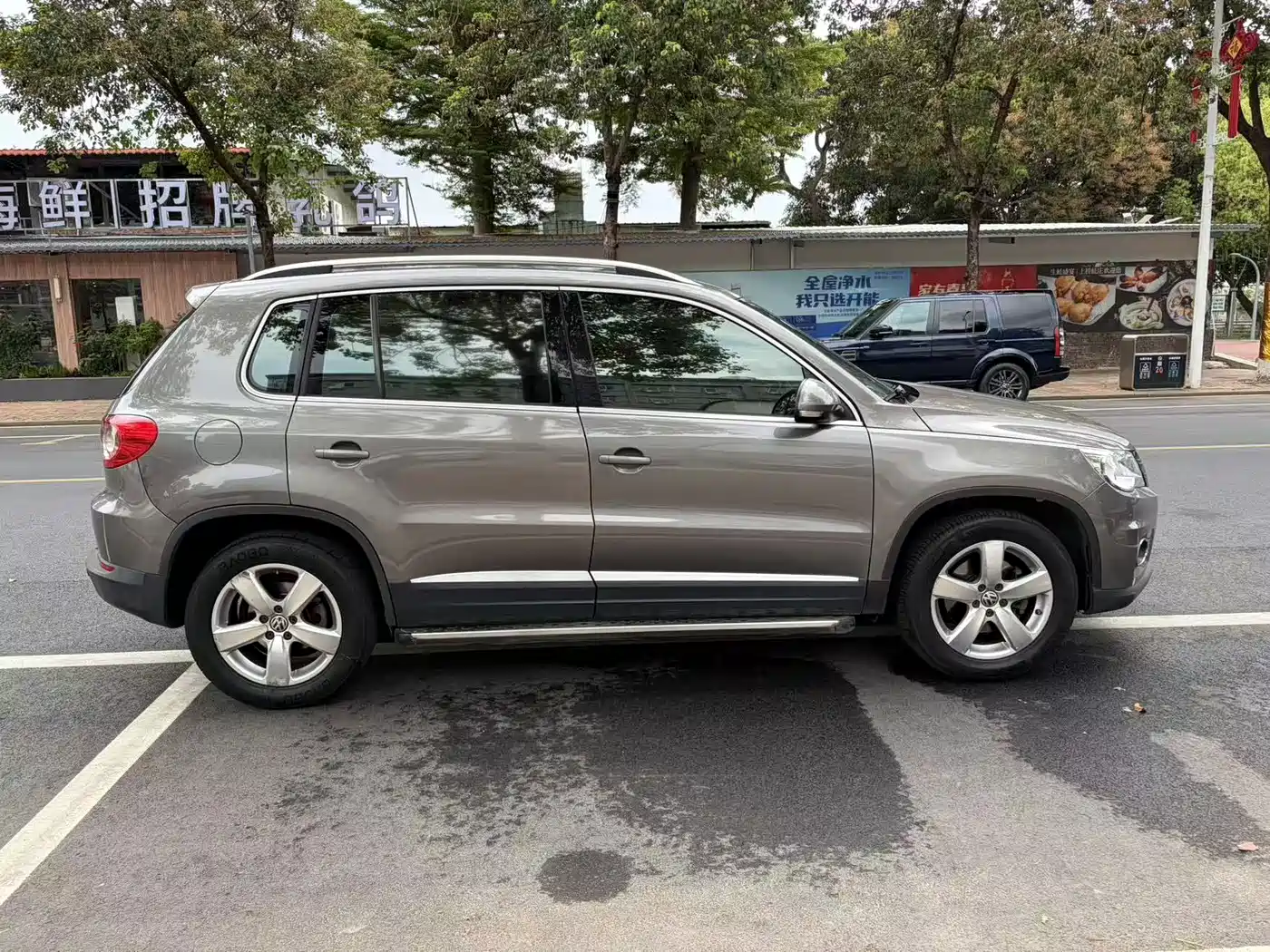 Volkswagen Tiguan 2010 1.8TSI Automatic 2WD Urban фото 4