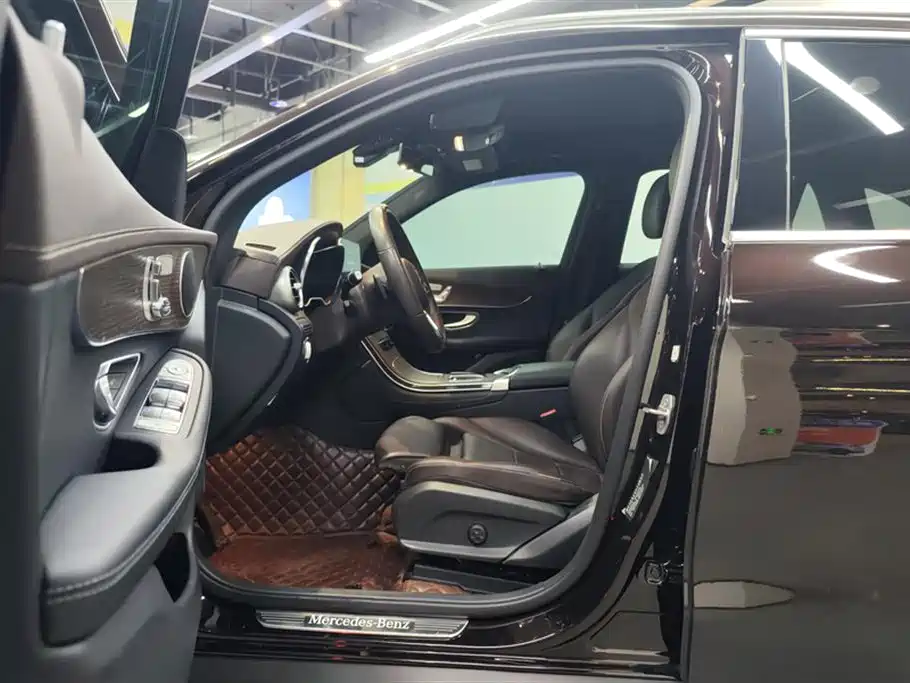 Mercedes-Benz GLC 2022 Facelift II GLC 260 L 4MATIC Luxury фото 9