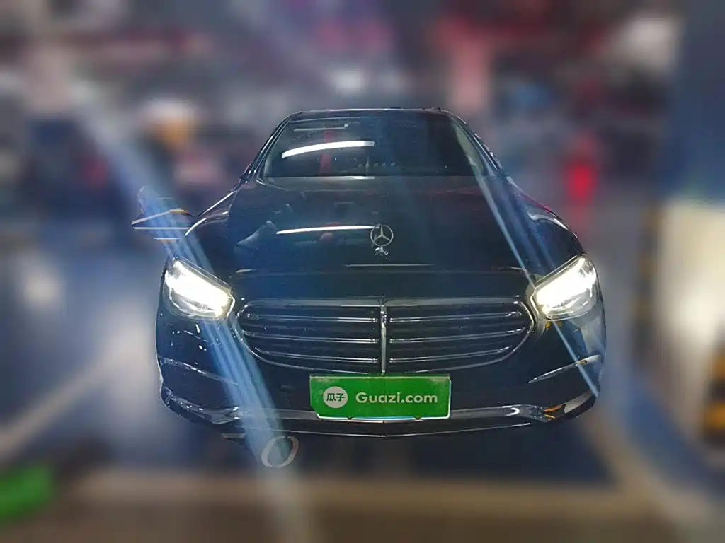 MERCEDES-BENZ E-CLASS