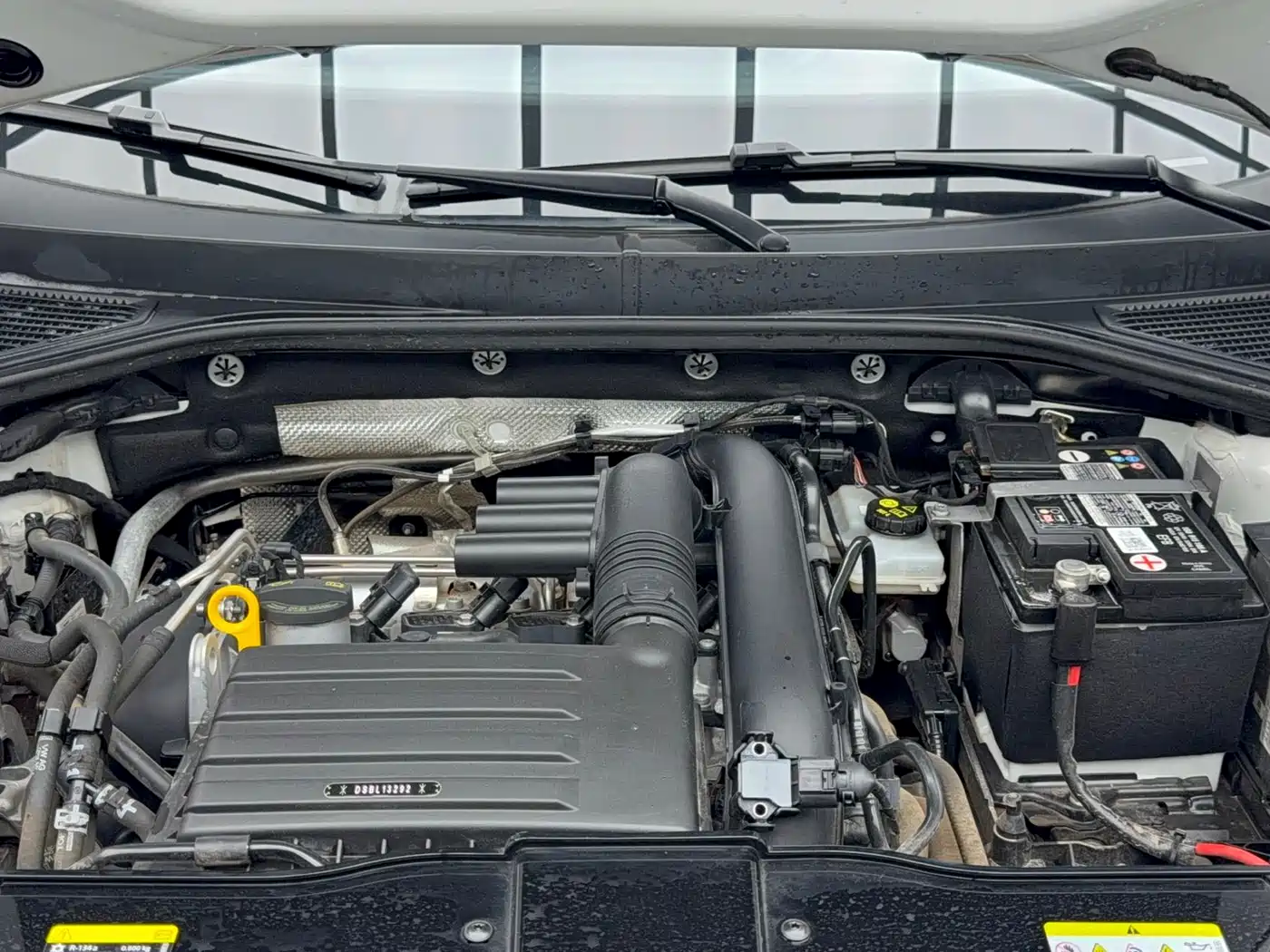 VOLKSWAGEN T ROC EXPLORING SONGS