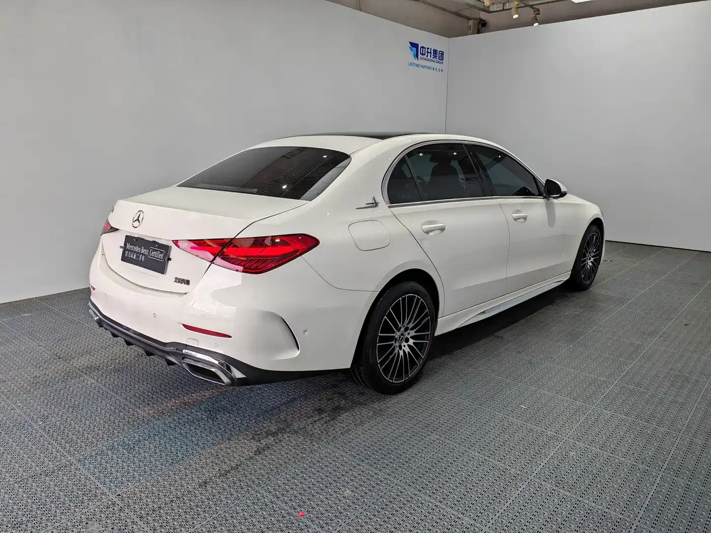 Mercedes-Benz C-Class 2024 C 260 L Sport фото 6