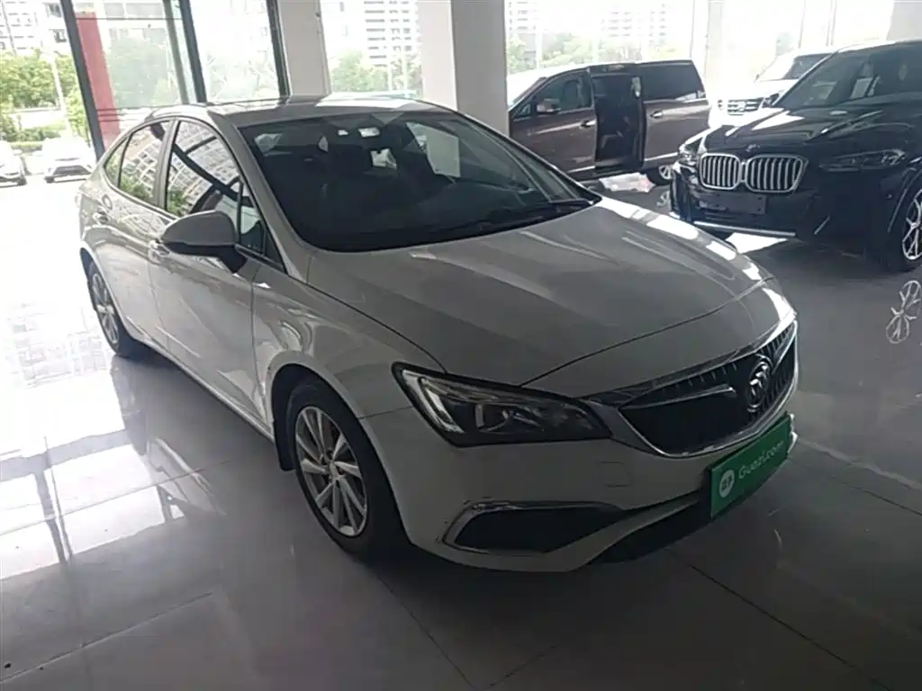 Buick Verano 2018 Sedan 15S Automatic Leading фото 4