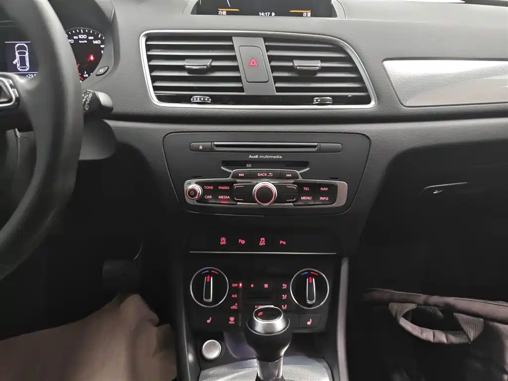 Audi Q3 2017 35 TFSI Style фото 13