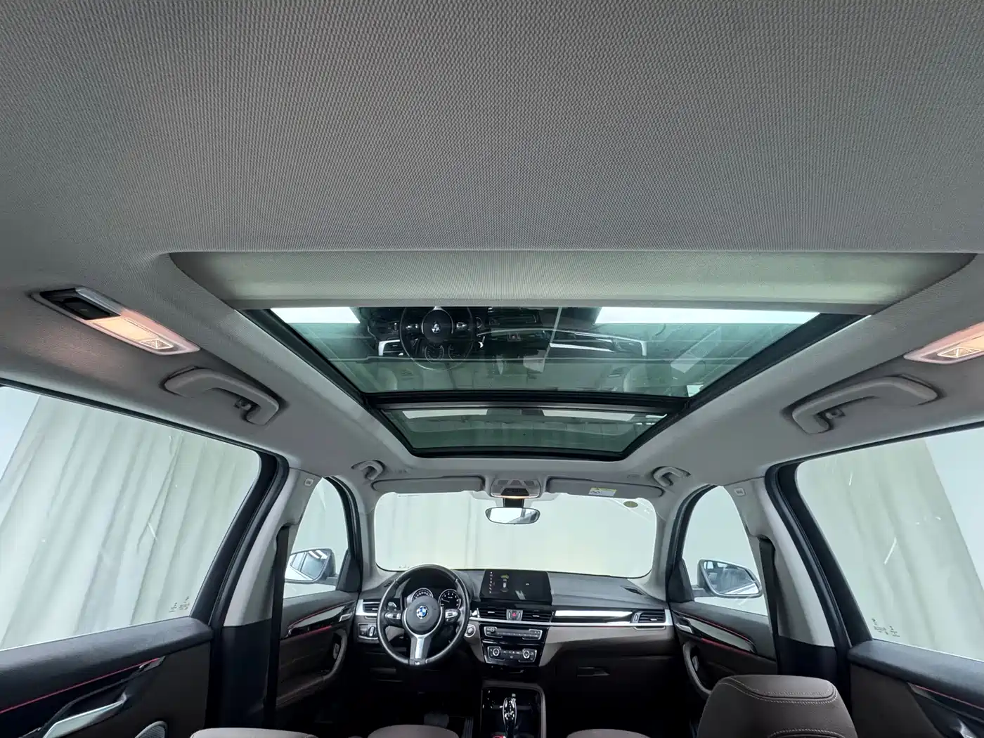 BMW X1 2022 sDrive20Li Premium фото 23