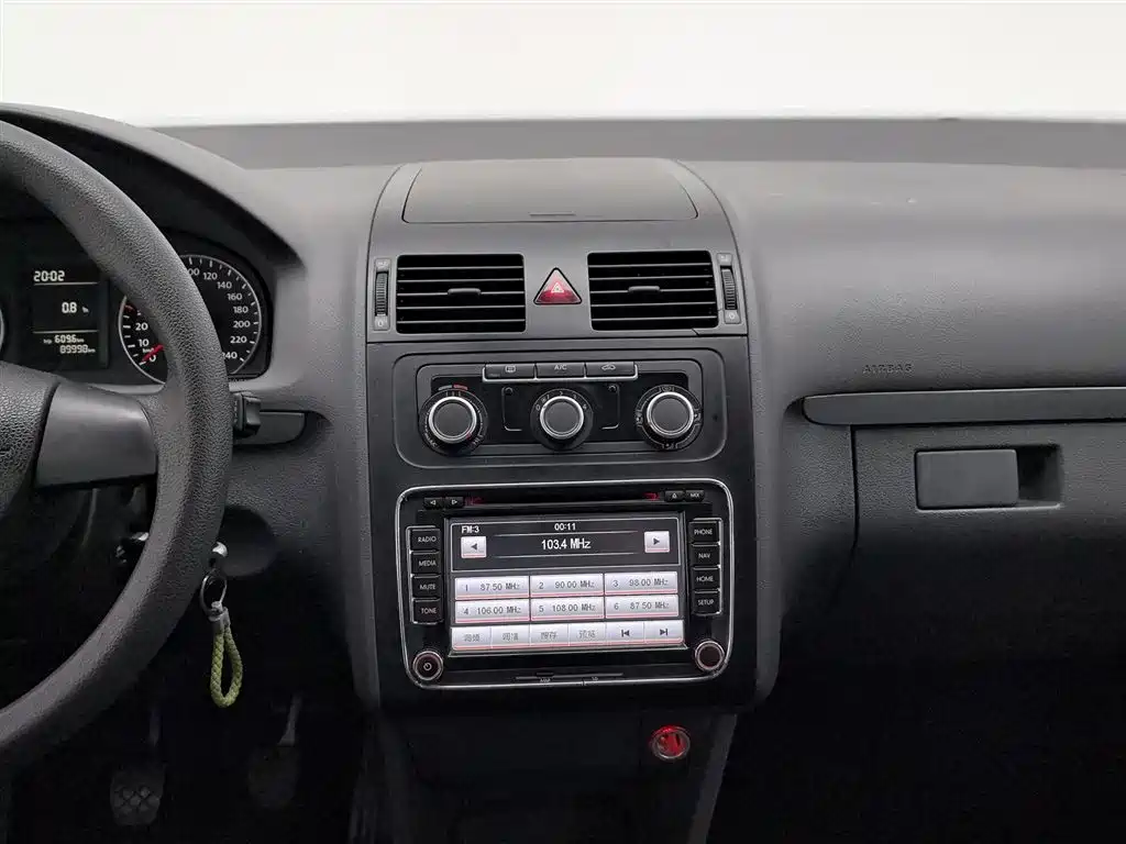 Volkswagen Touran 2015 1.4T Manual Trend Edition 5-seater фото 12
