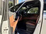 Фото 39 - Toyota Vellfire