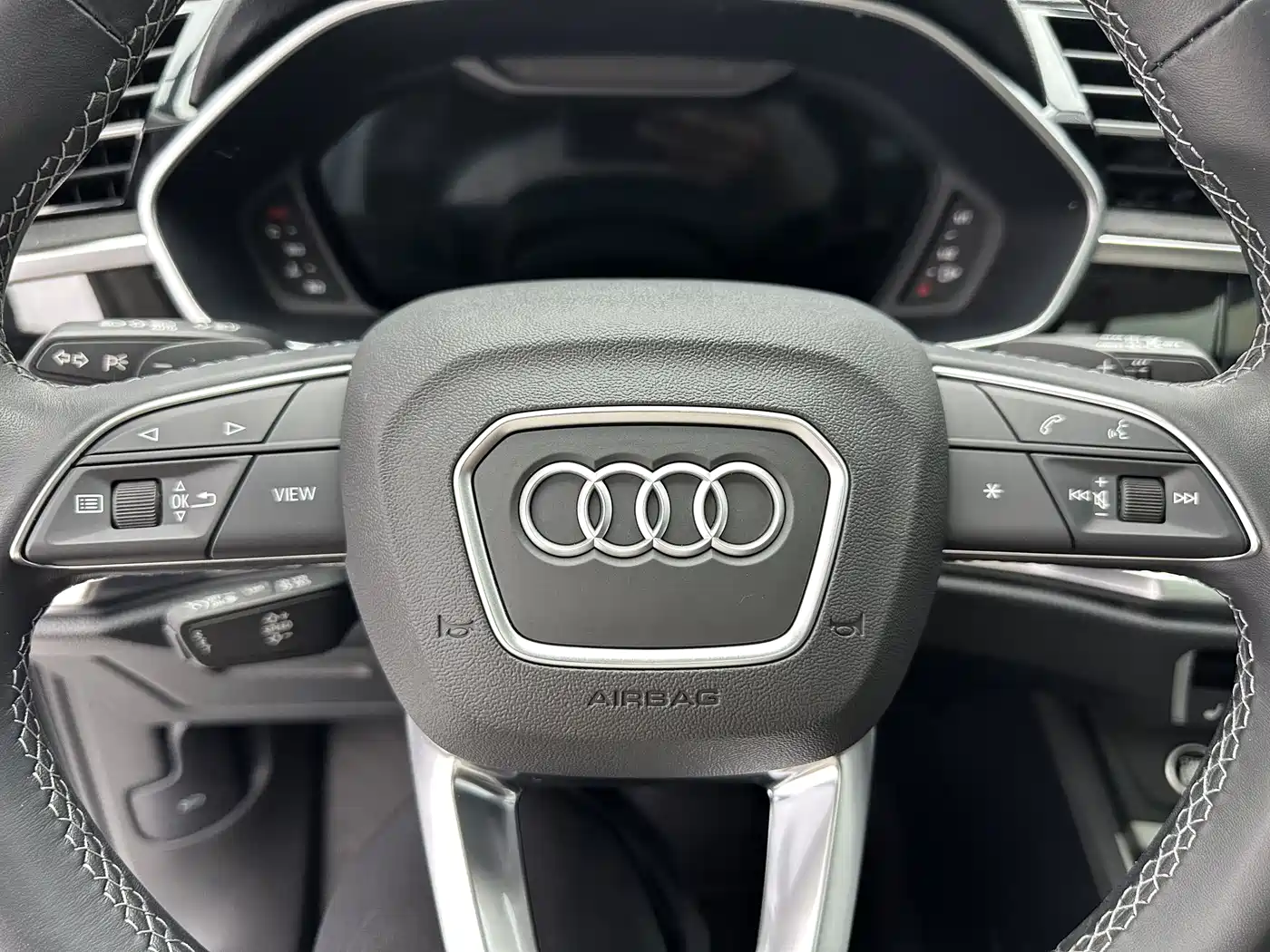 Audi Q3 2023 35 TFSI Fashion Dynamic (1.4T) фото 14