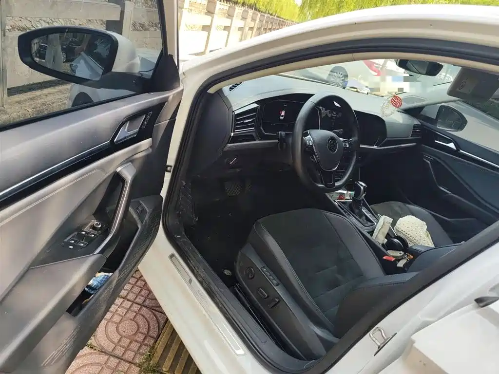 Volkswagen Sagitar 2021 280TSI DSG Luxury Smart Connect фото 14
