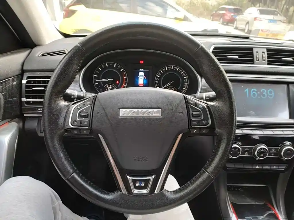 Photo 11 - Haval H2