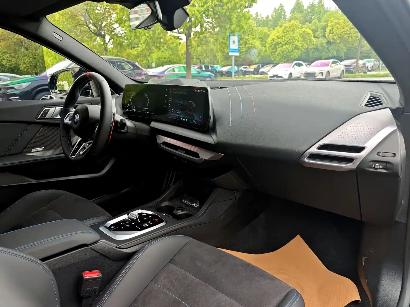 BMW M235L 2025 M235L фото 5
