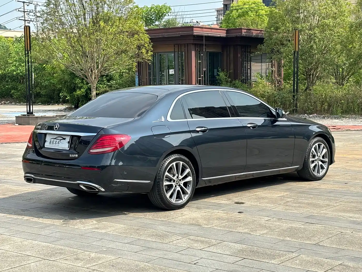 Mercedes-Benz E-Class 2018 Facelift E 300 L Fashion фото 7
