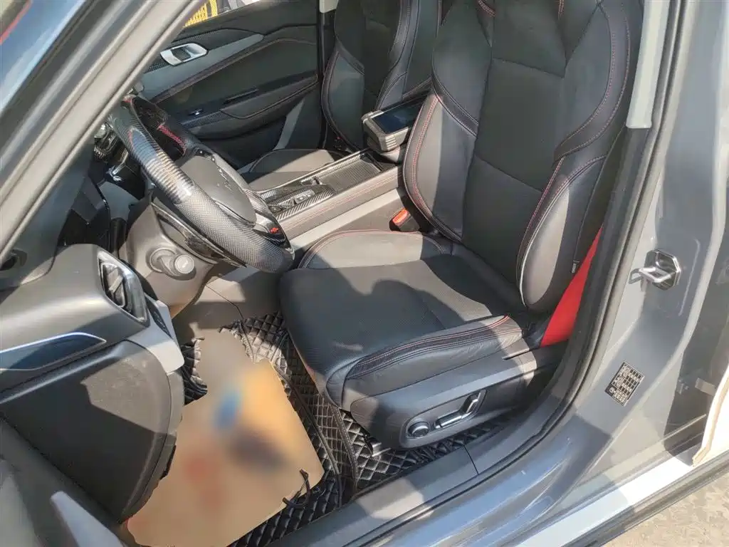 Lynk & Co 02 2018 1.5T DCT 2WD Power Pro Edition China V фото 15