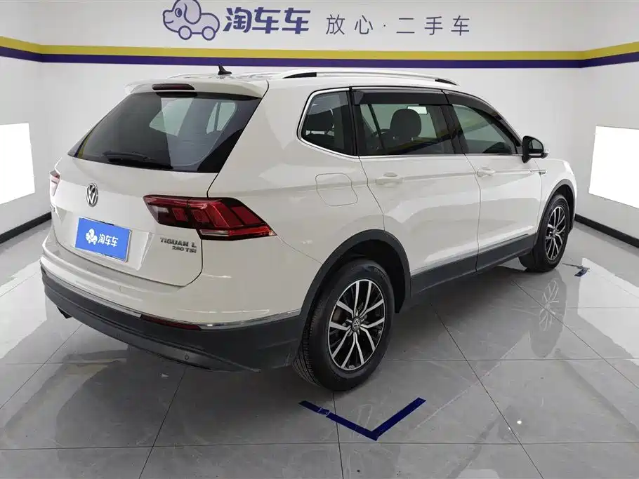 Volkswagen Tiguan L 2018 280TSI Automatic 2WD Comfort фото 3