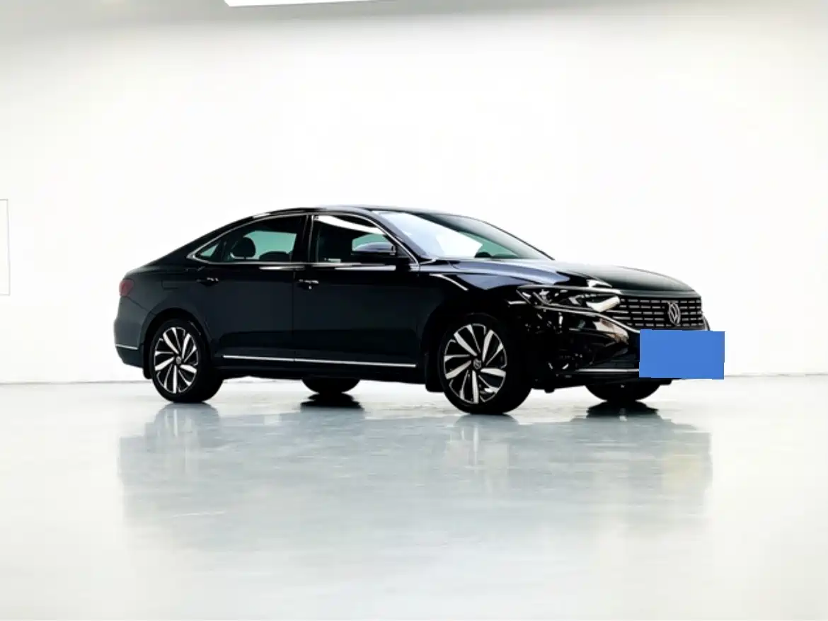 Volkswagen Passat 2022 330TSI Elite Edition фото 3