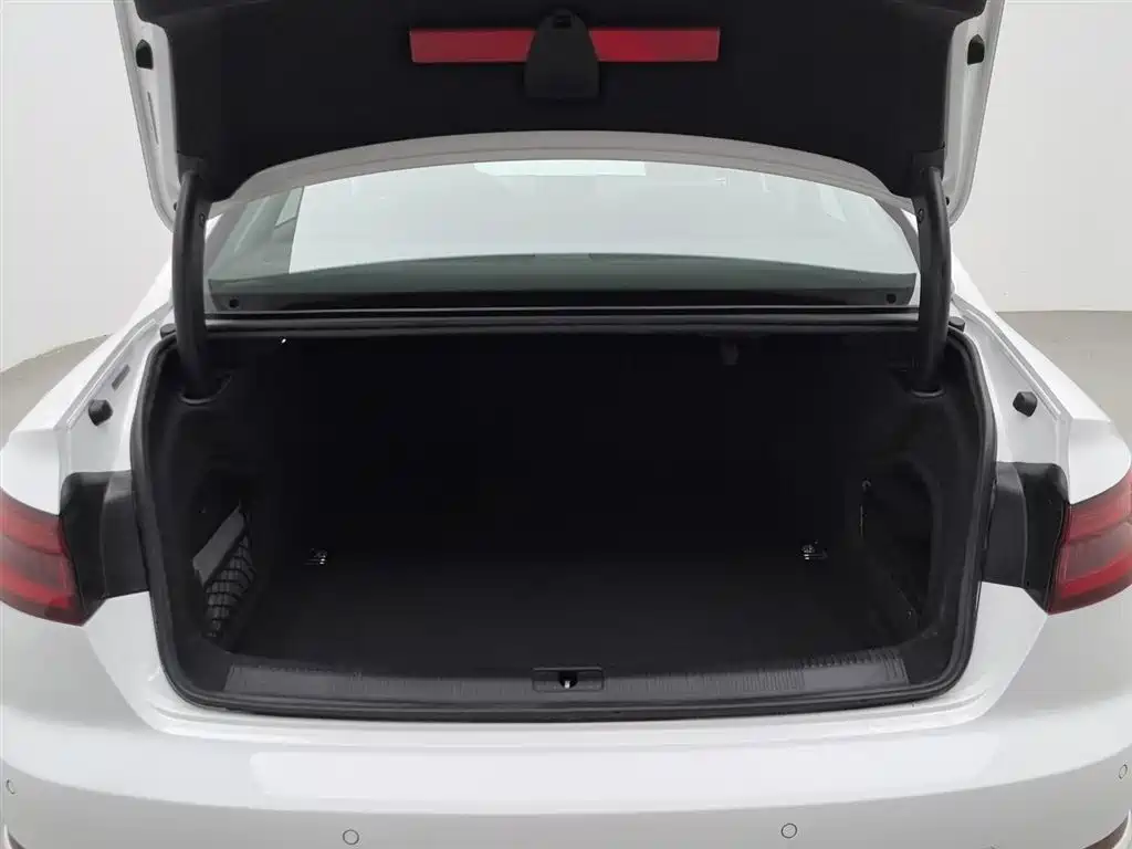 Audi A4L 2019 40 TFSI Fashion (China V) фото 16