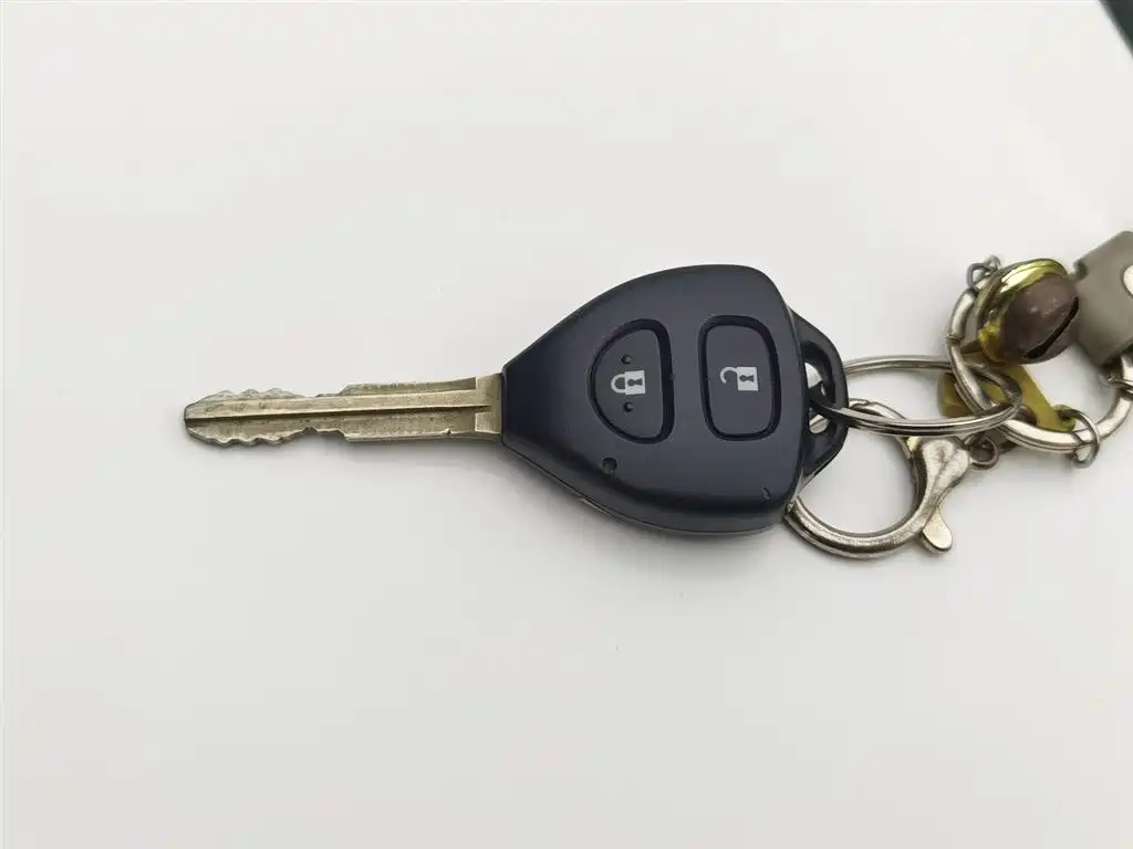 Toyota Corolla 2012 Styling Edition 1.8L CVT GL-i фото 19