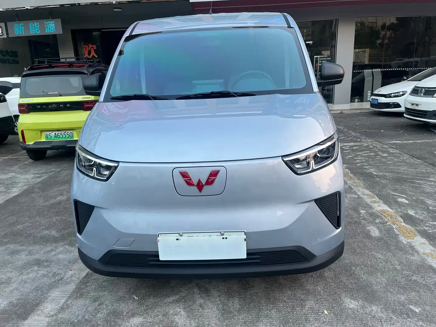 Wuling Motors Wuling Yangguang 2026 2026 Model 440km Passenger Van Comfort Version (6-Seater)