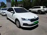 Фото 22 - Škoda Rapid