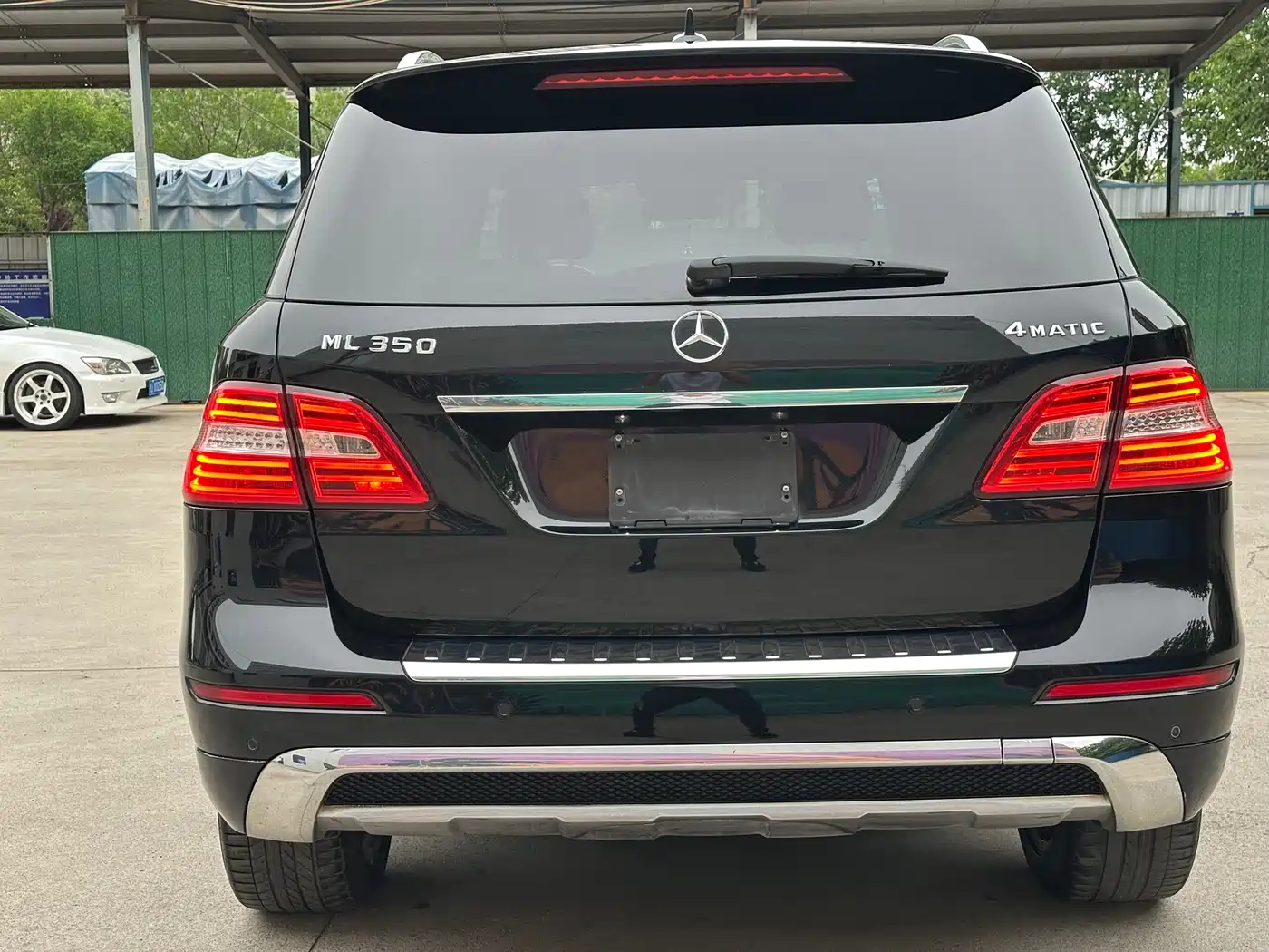 Mercedes-Benz M-Class 2012 Model ML 350 Luxury фото 4
