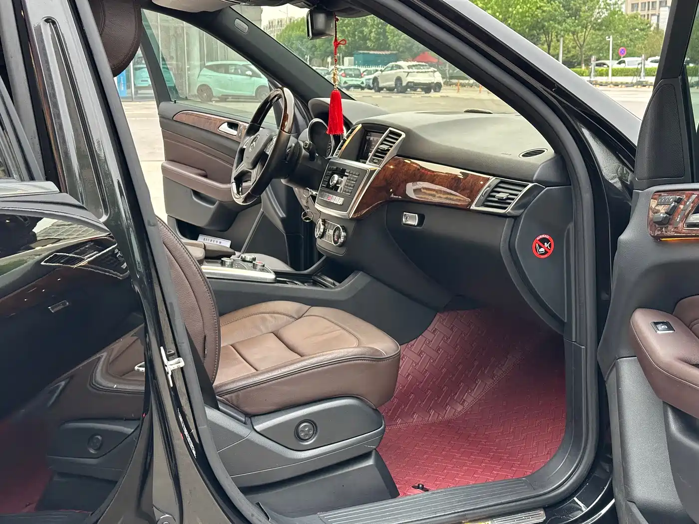 Mercedes-Benz M-Class 2012 Model ML 350 Luxury фото 12