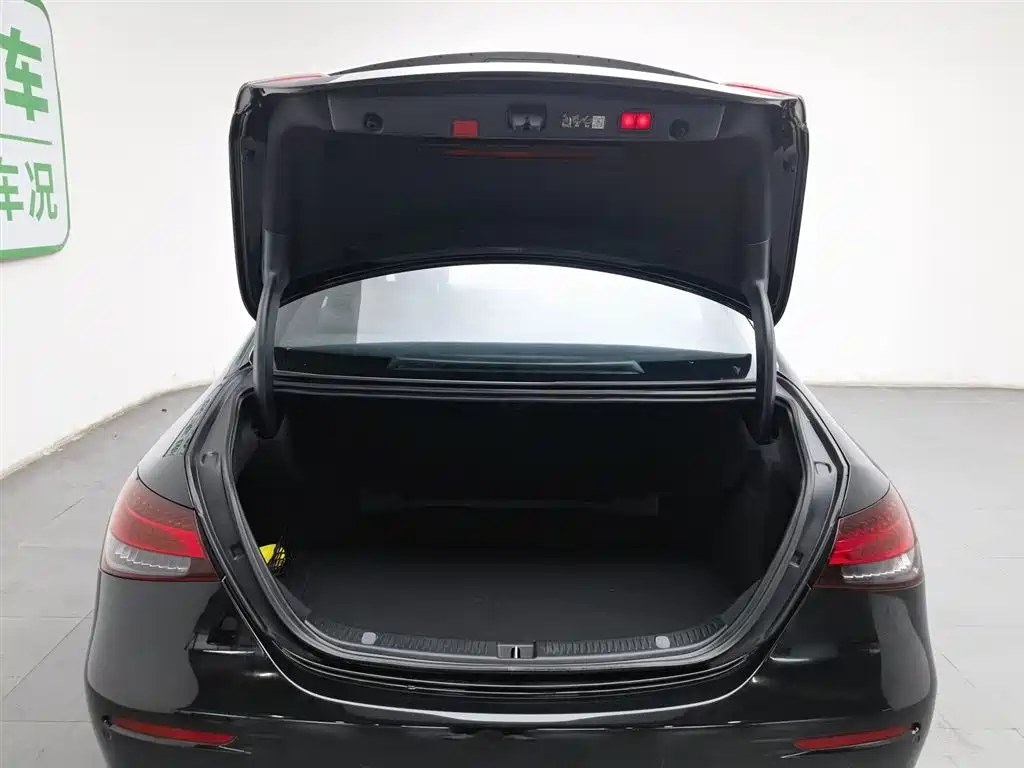 Mercedes-Benz E-Class 2023 Facelift E 300 L Sport Fashion фото 16