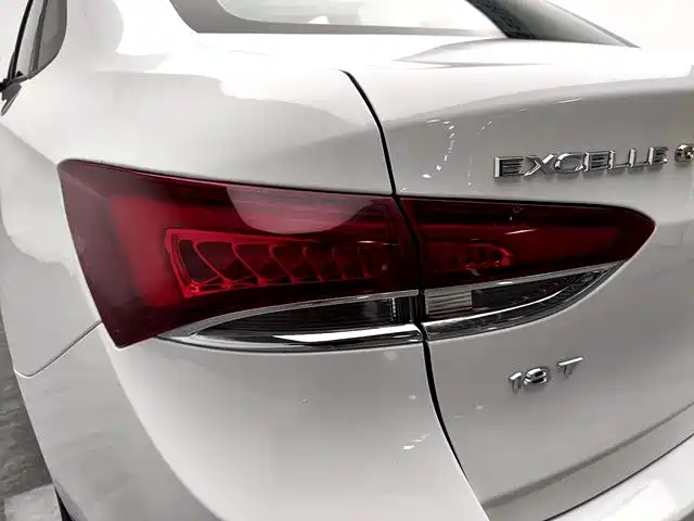 Buick Excelle 2019 18T Auto Connected Elite China VI фото 16