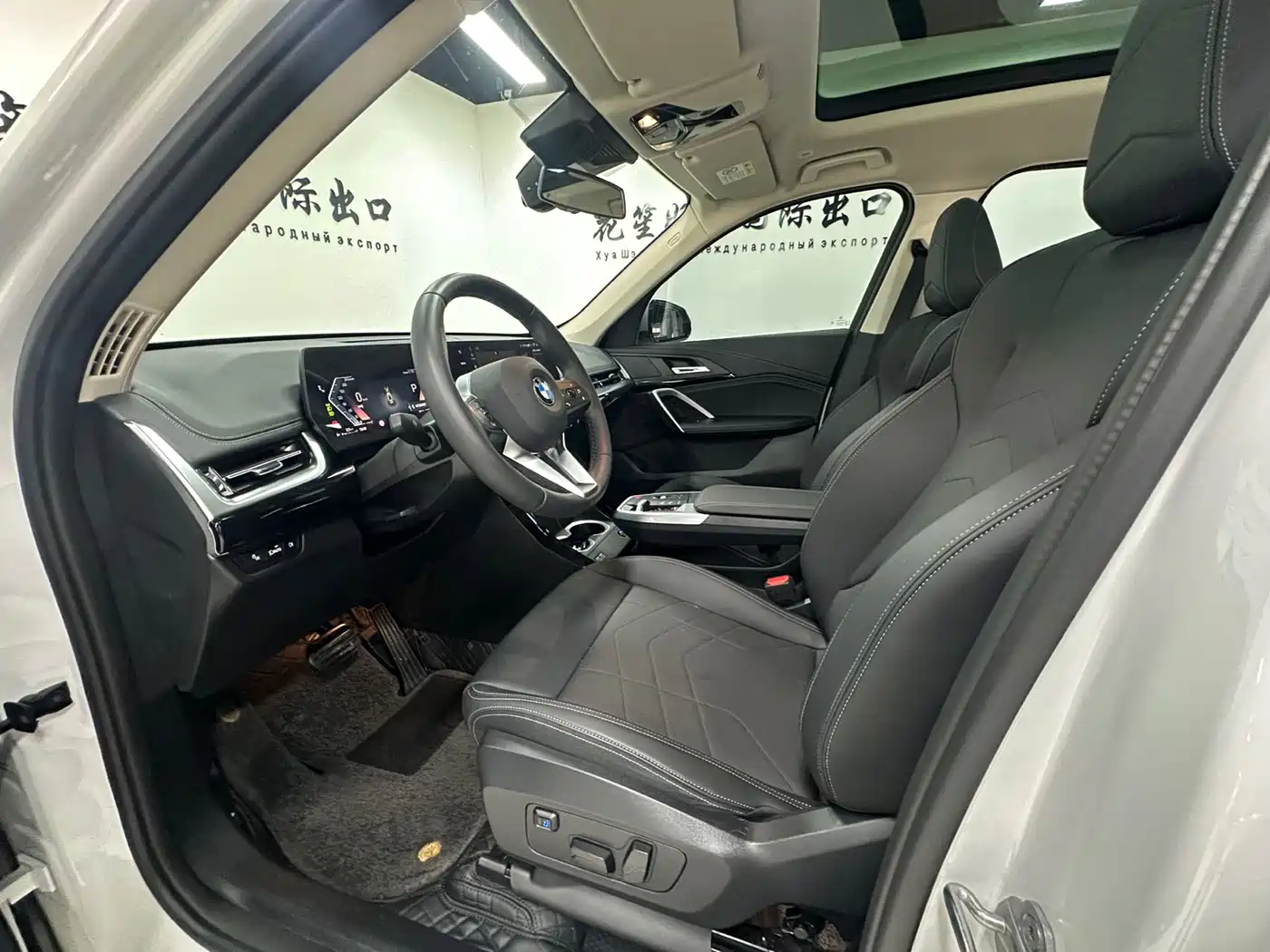 BMW X1 2024 sDrive20Li X Design Package фото 8
