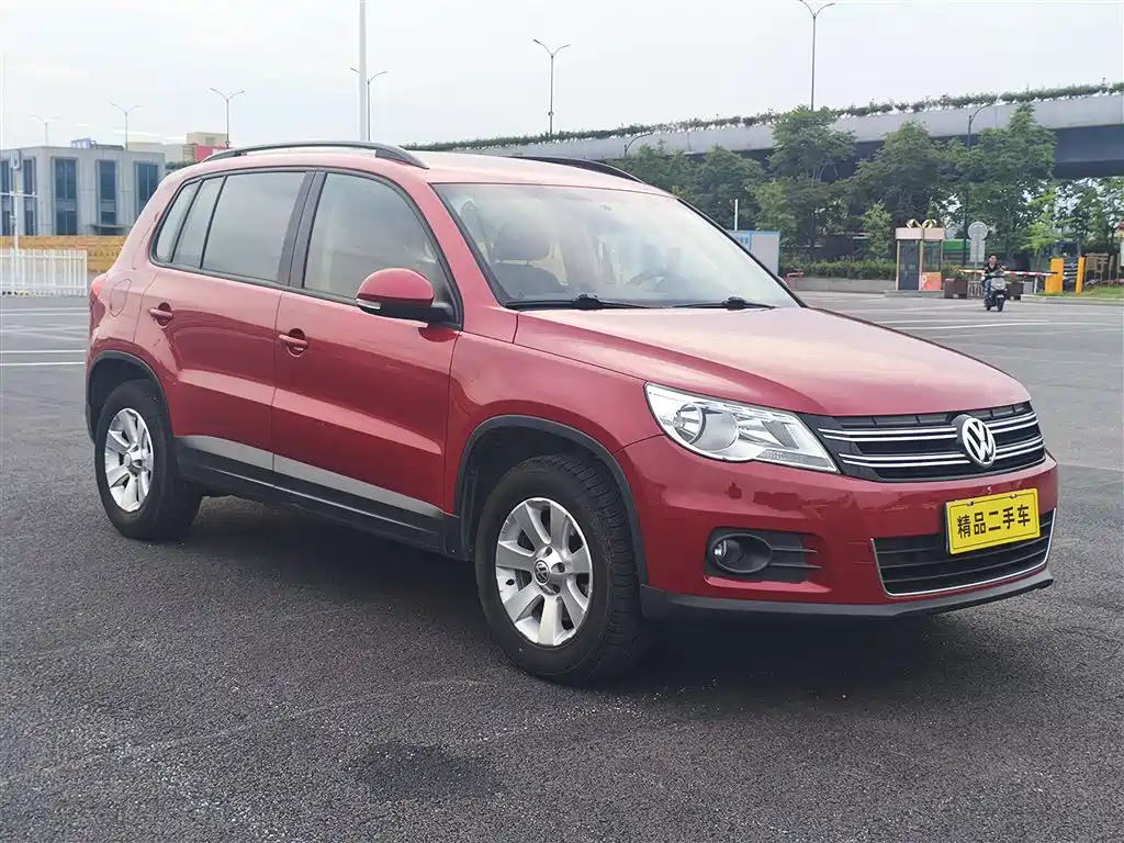 Volkswagen Tiguan 2012 1.8TSI Automatic 2WD Trend Edition фото 7