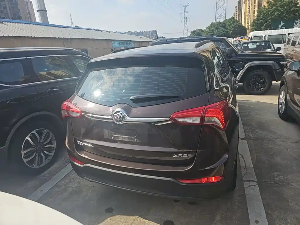Фото 6 - Buick Envision Plus
