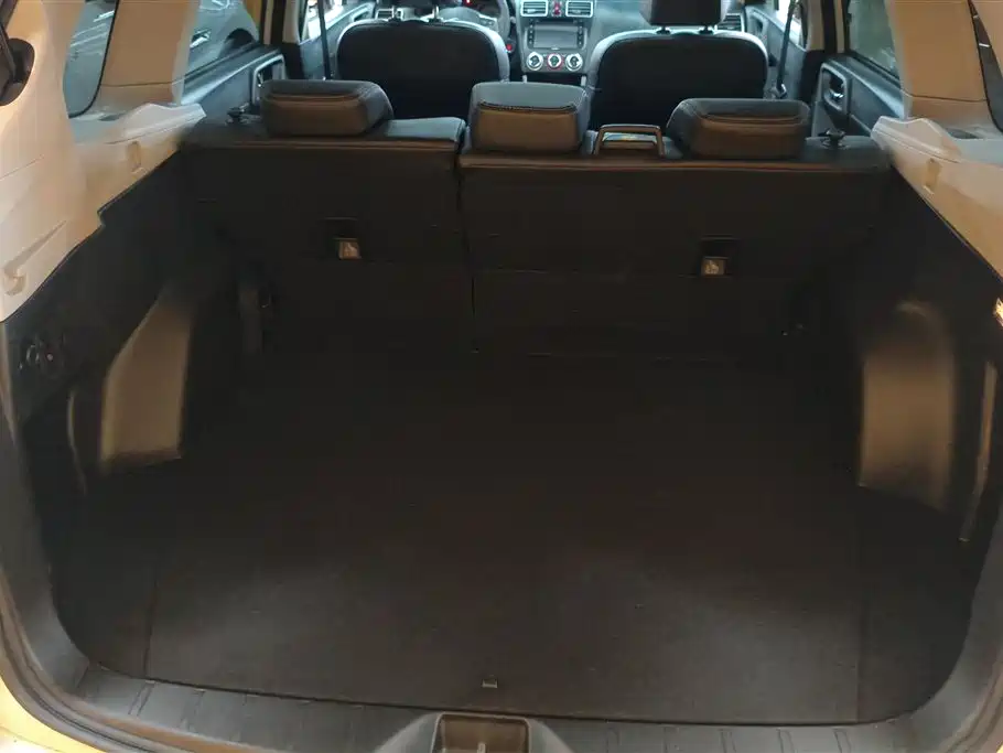 Subaru Forester 2015 2.5i Special Commemorative Edition фото 4