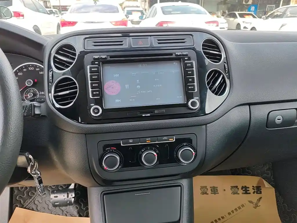 Volkswagen Tiguan 2013 1.8TSI Auto 2WD Trend Edition фото 13