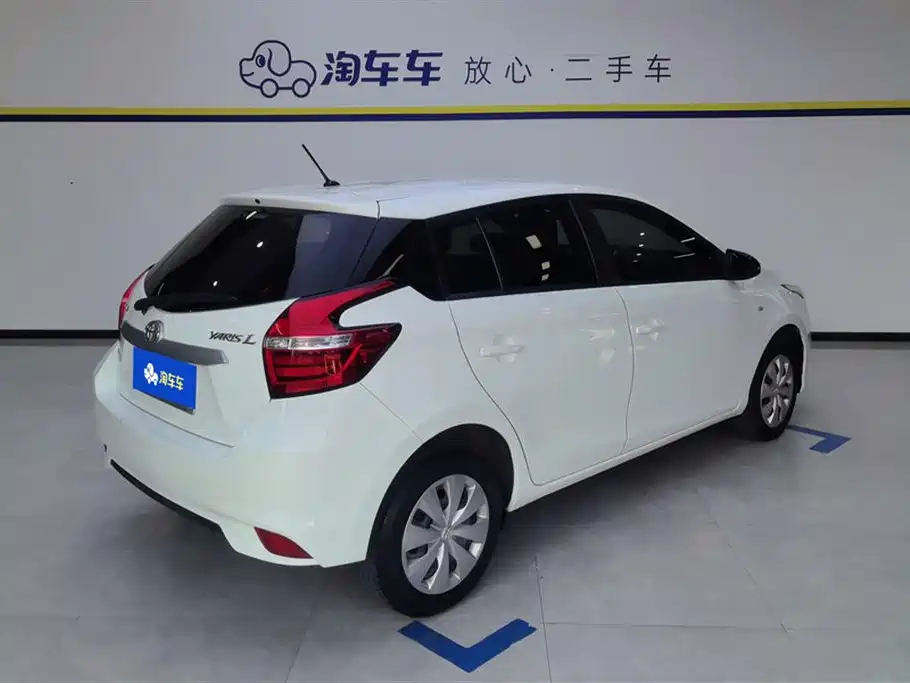 Toyota YARiS L Zhi Xuan 2019 1.5E CVT MeiDong Edition China VI фото 3