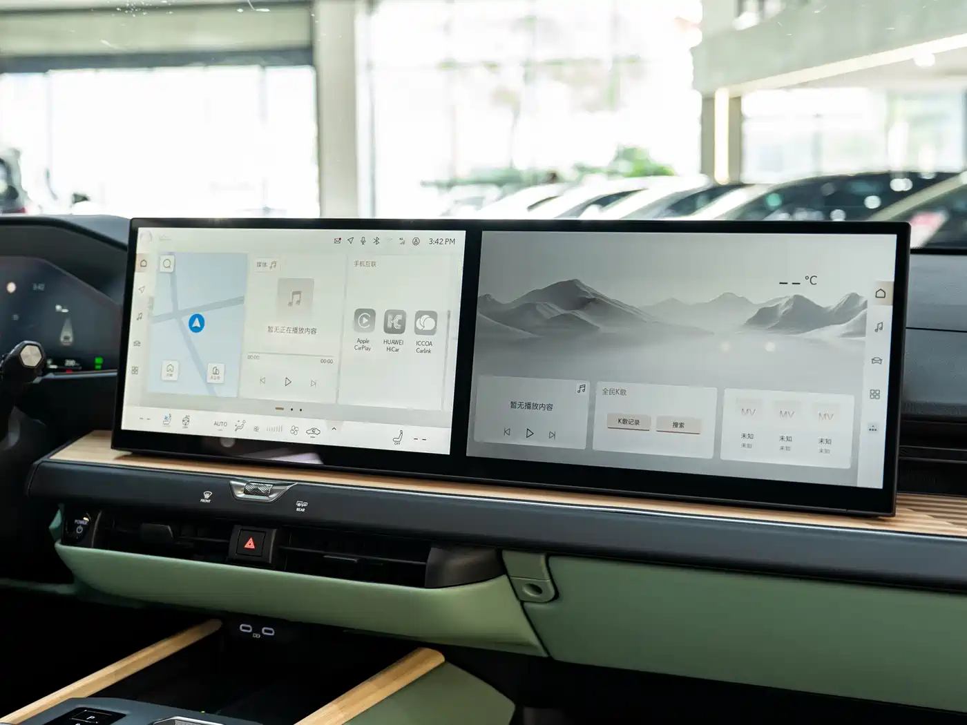 Lexus ES 2025 Model 300h Base Version фото 16