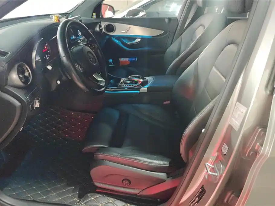 Mercedes-Benz GLC 2019 Model GLC 200 L 4MATIC фото 9
