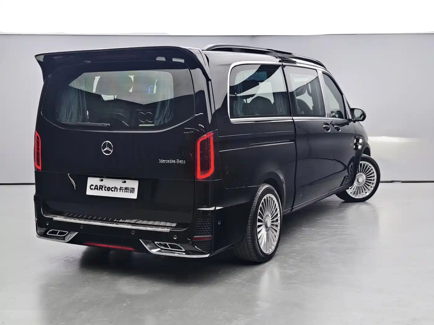Mercedes-Benz Vito 2021 2.0T Business Edition 7-seater фото 3