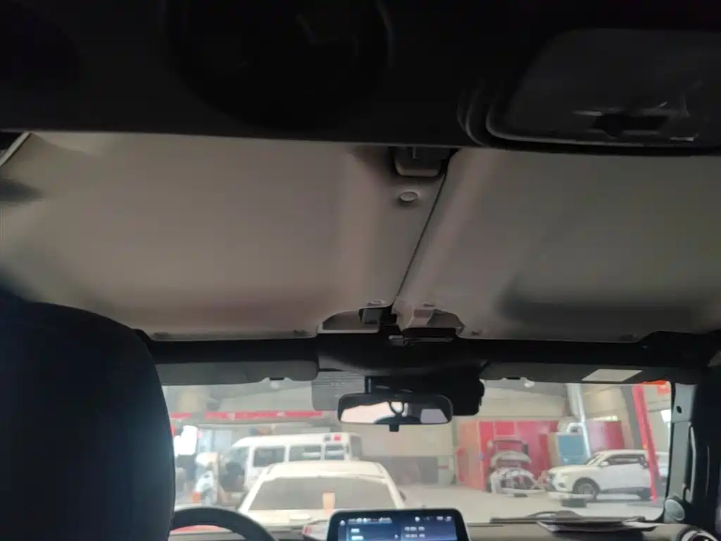 BAIC ORV Beijing Offroad BJ40 2019 PLUS 2.3T Automatic 4WD Luxury Edition China VI фото 14