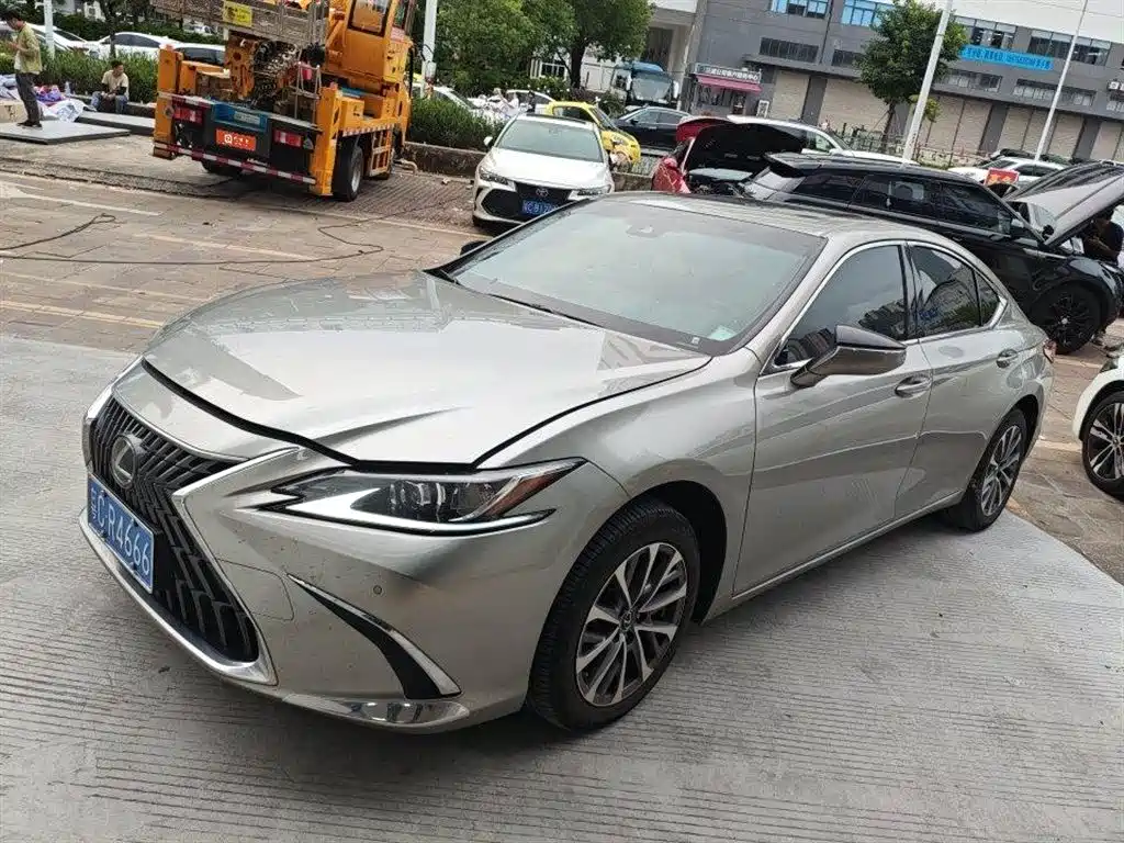 Lexus ES 2022 200 Excellence Edition